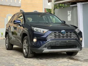Toyota RAV4 2020 Blue