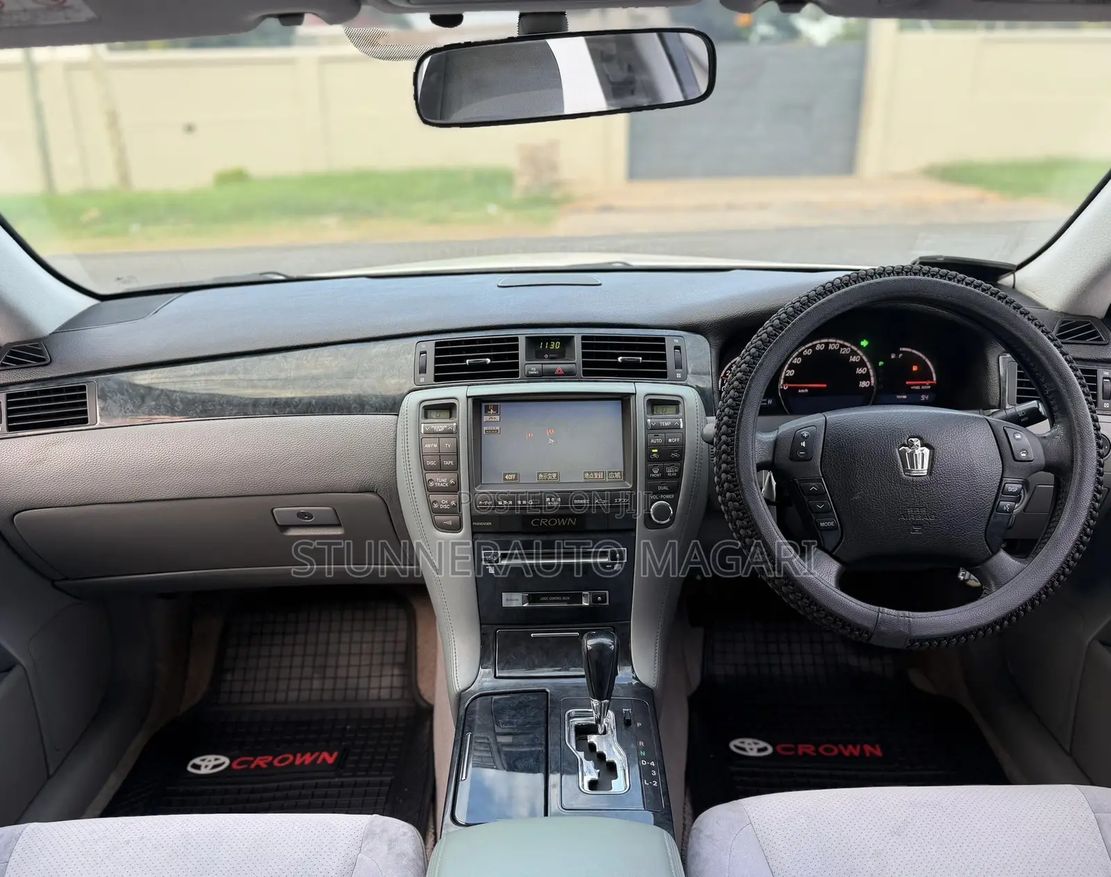 Toyota Crown 2004 Pearl