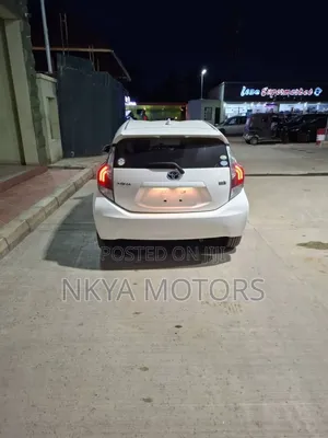 Toyota Aqua 2017 White