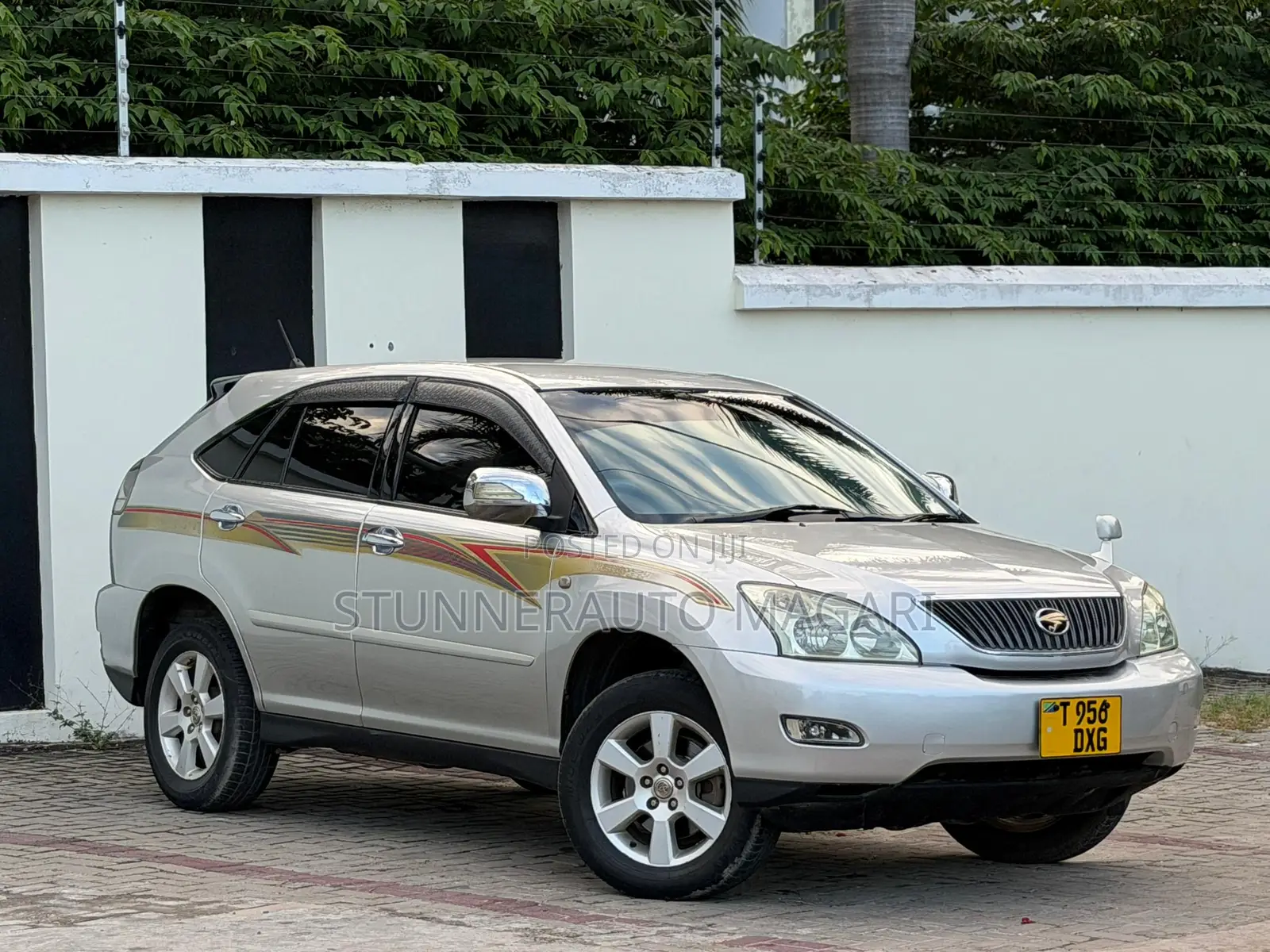 Toyota Harrier 2005 Beige