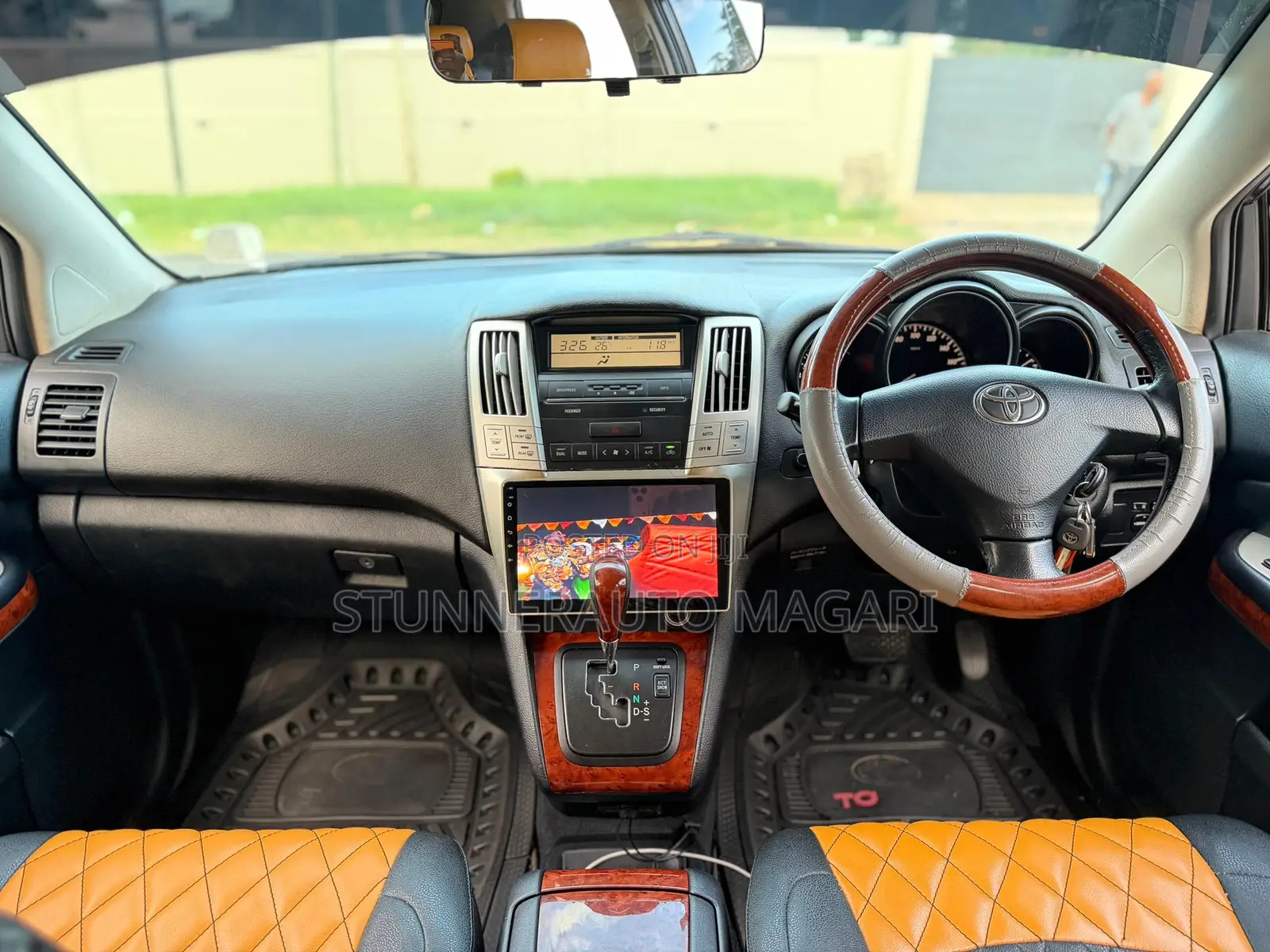 Toyota Harrier 2005 Beige