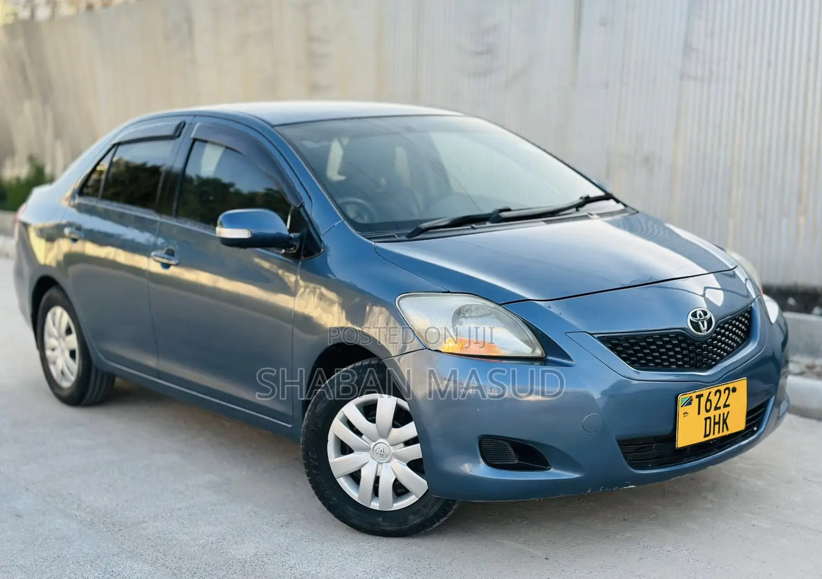 Toyota Belta 2006 Blue