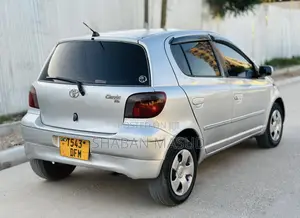 Toyota Vitz 1.3 AWD 5dr 2004 Silver