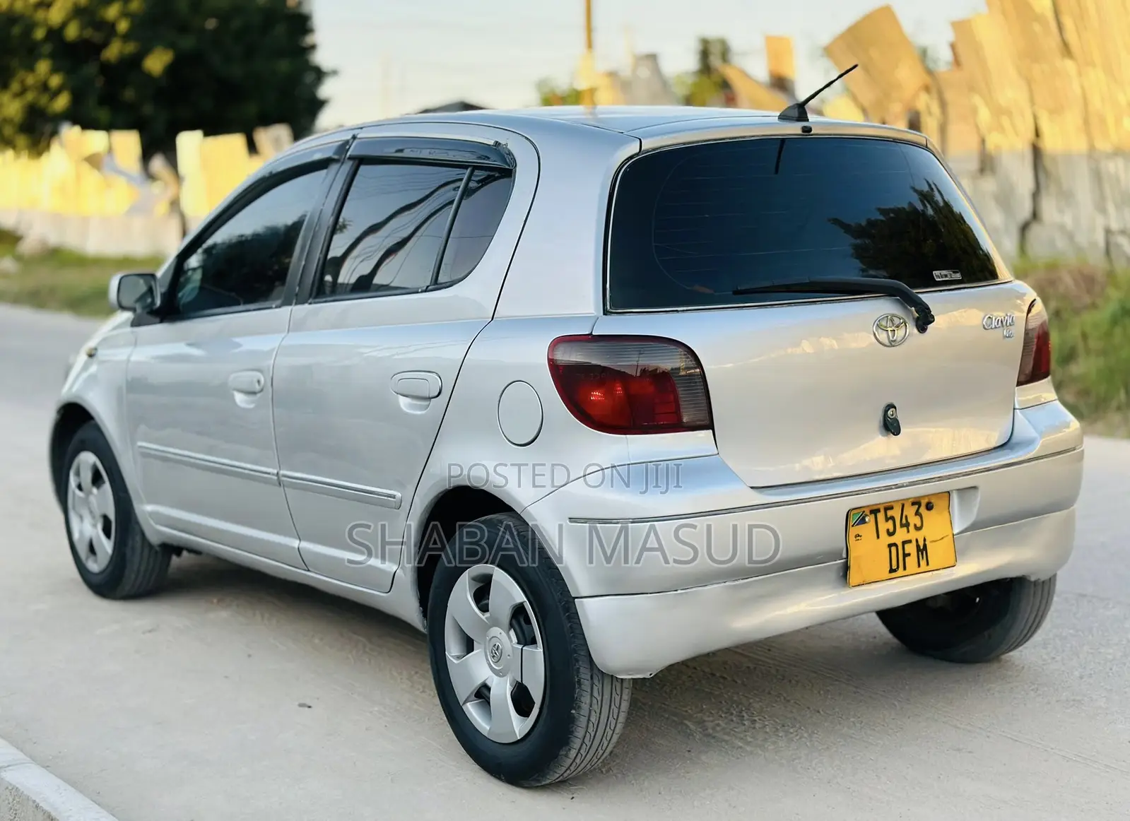 Toyota Vitz 1.3 AWD 5dr 2004 Silver