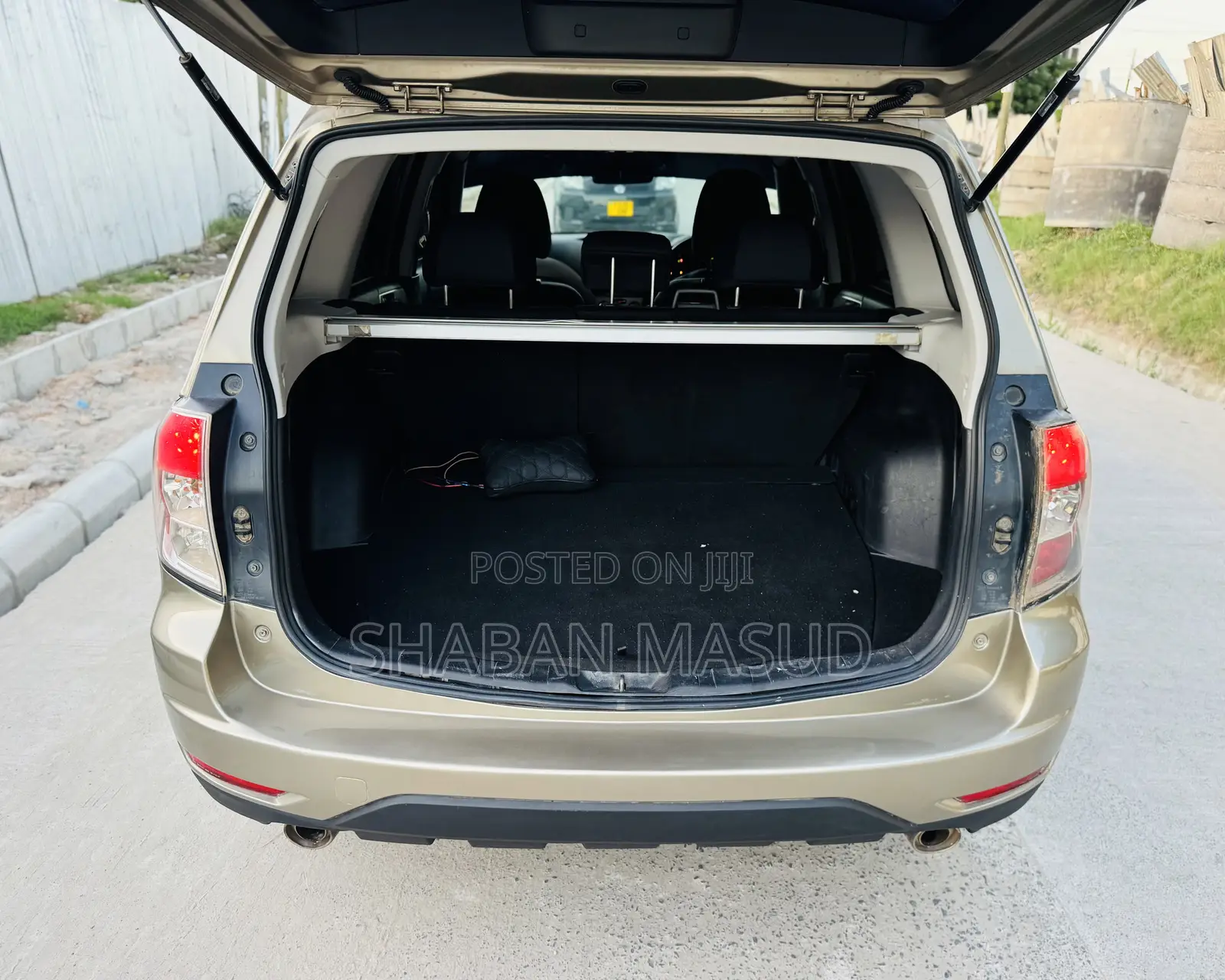 Subaru Forester 2.0D X 2009 Gray