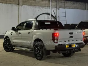 Ford Ranger Wildtrak 2018 Silver