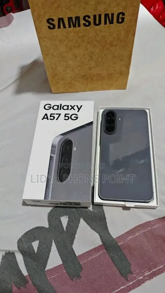 New Samsung Galaxy A57 256 GB Silver