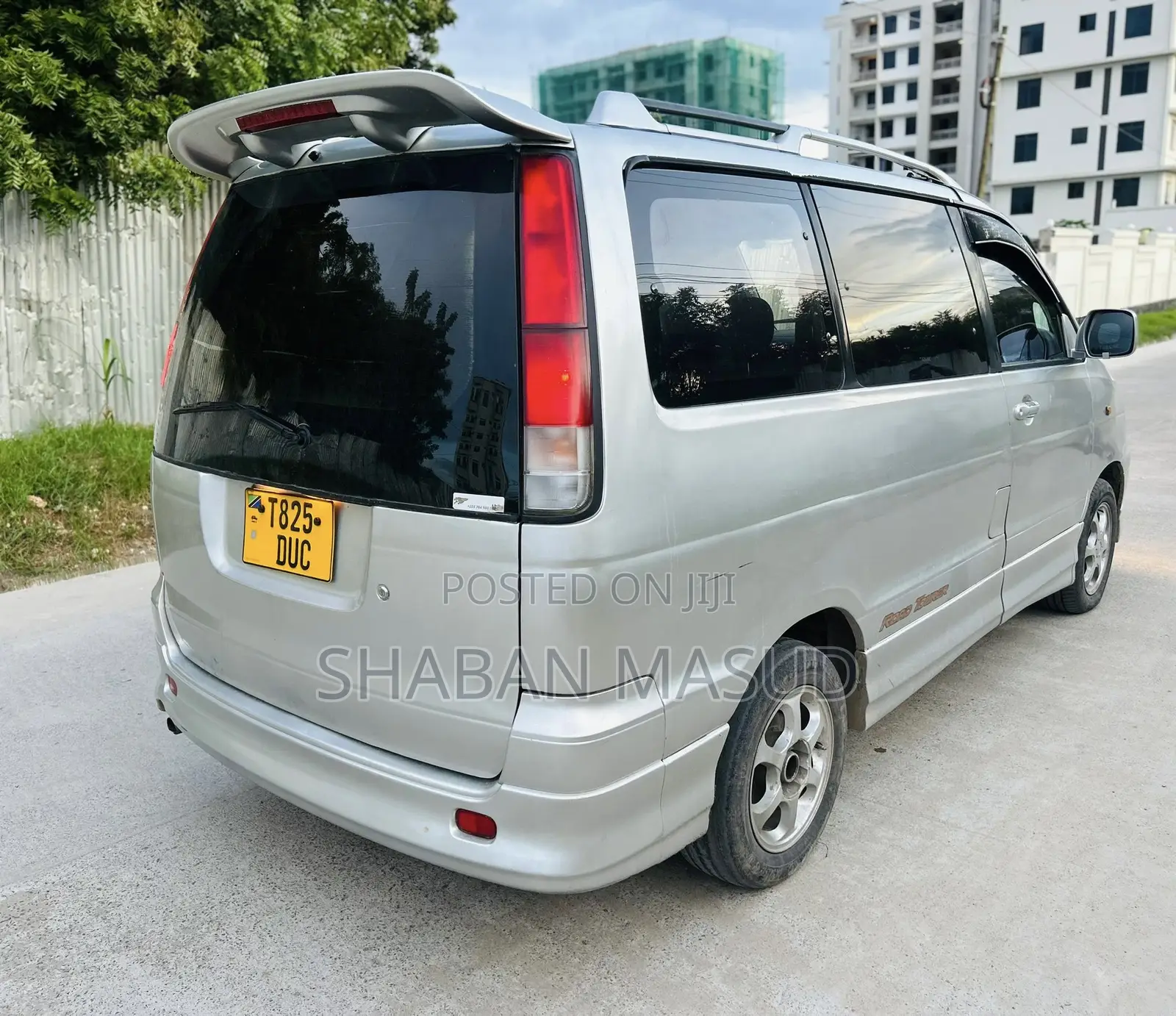 Toyota LiteAce Noah 2001 Silver