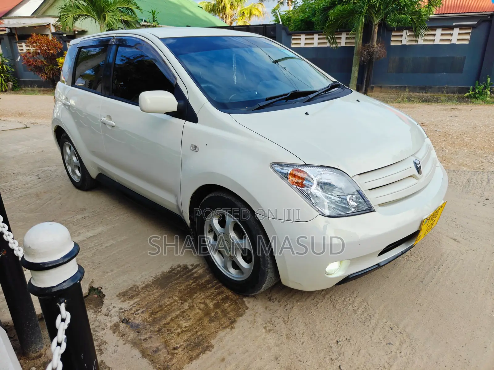 Toyota IST 2005 White