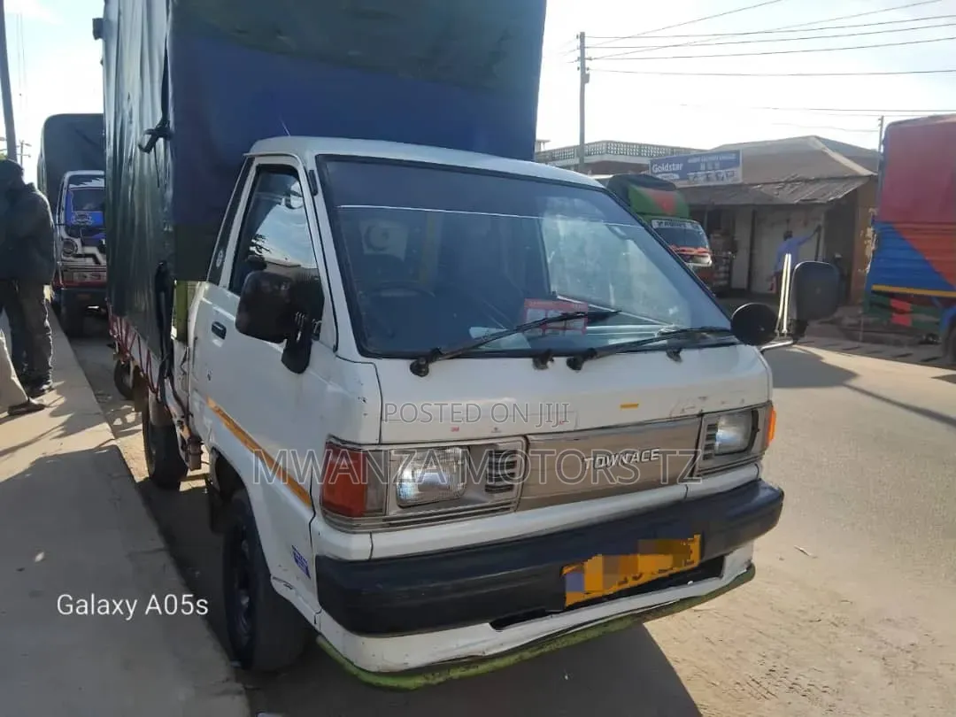Toyota Townace 2004 White