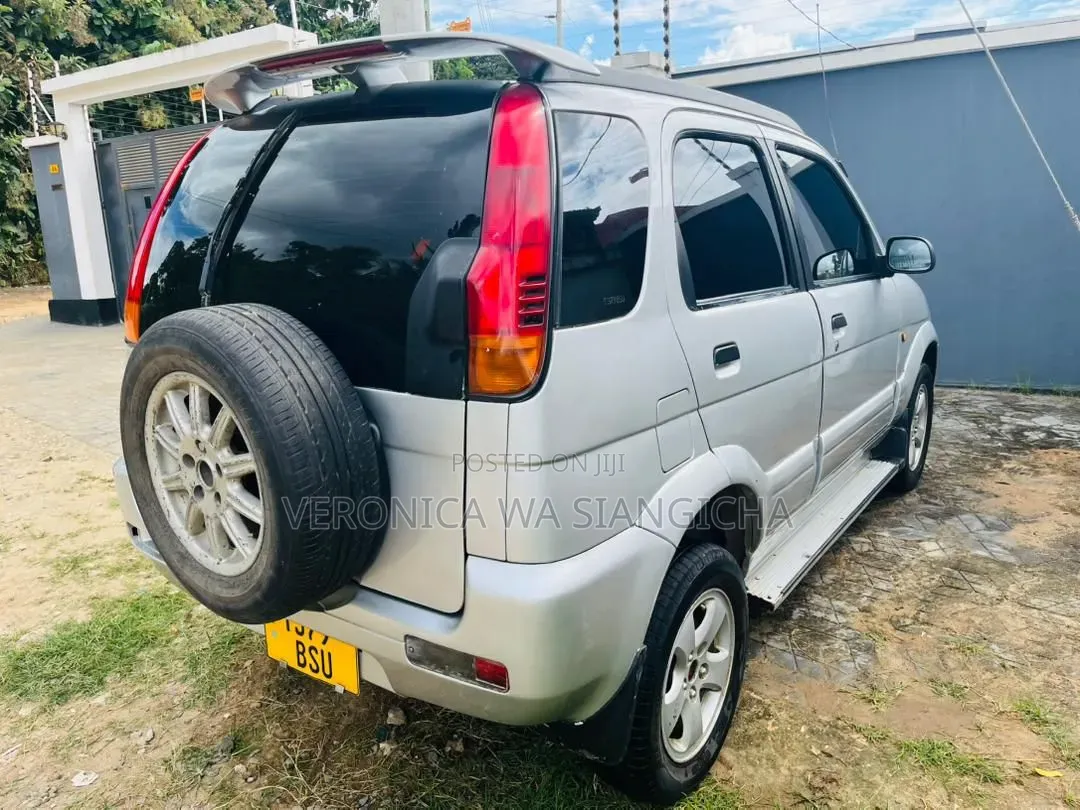 Daihatsu Terios Automatic 2002 Silver