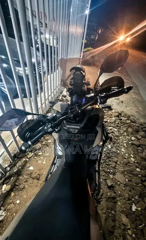 New Honda CB 2026 Brown