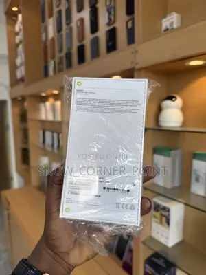 New Apple iPhone 13 128 GB Pink