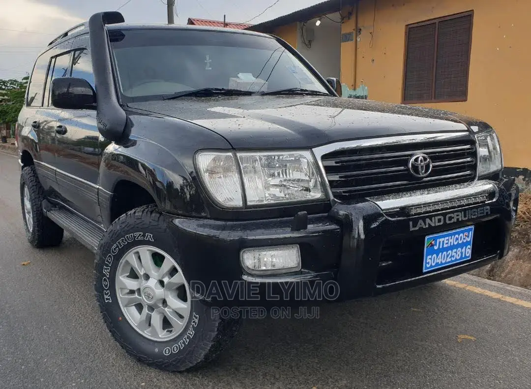 Toyota Land Cruiser 2005 Black