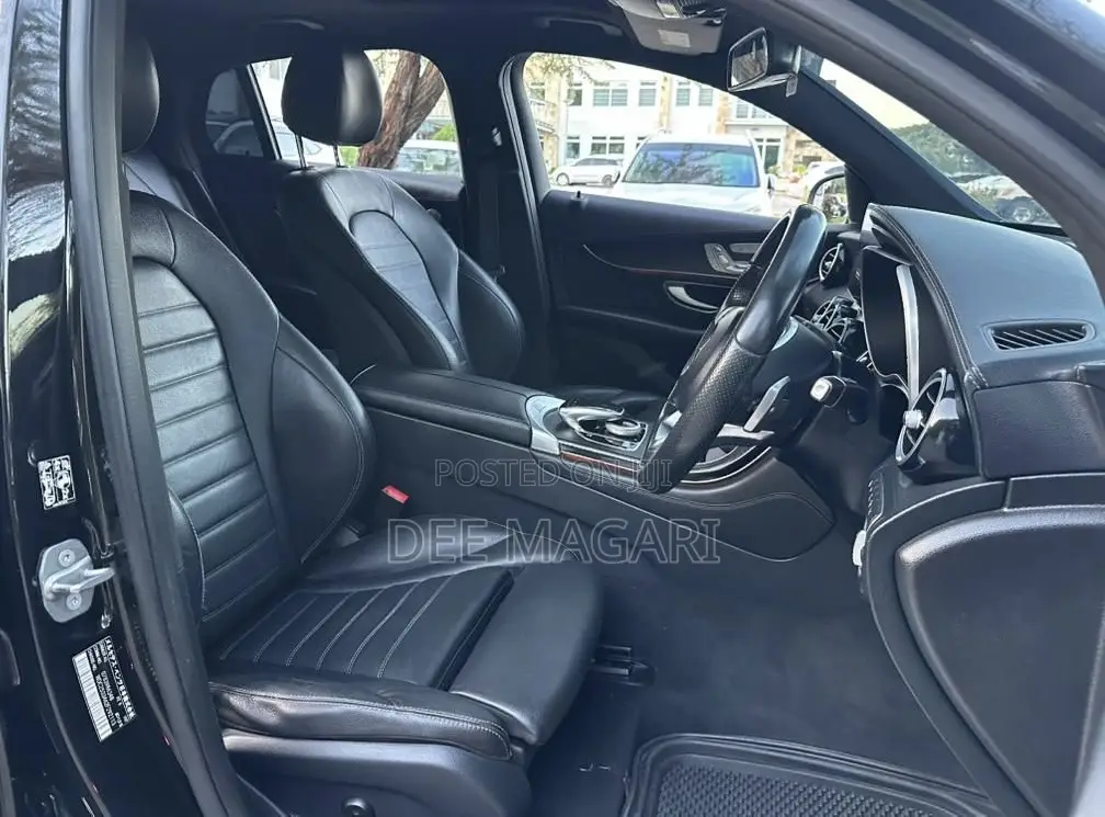 Mercedes-Benz GLC-Class 2017 Black