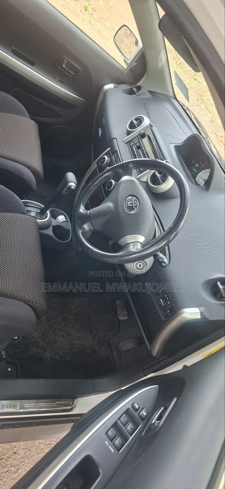 Toyota IST 2004 Pearl