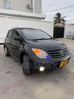 Toyota IST 2005 Black