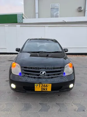Toyota IST 2005 Black