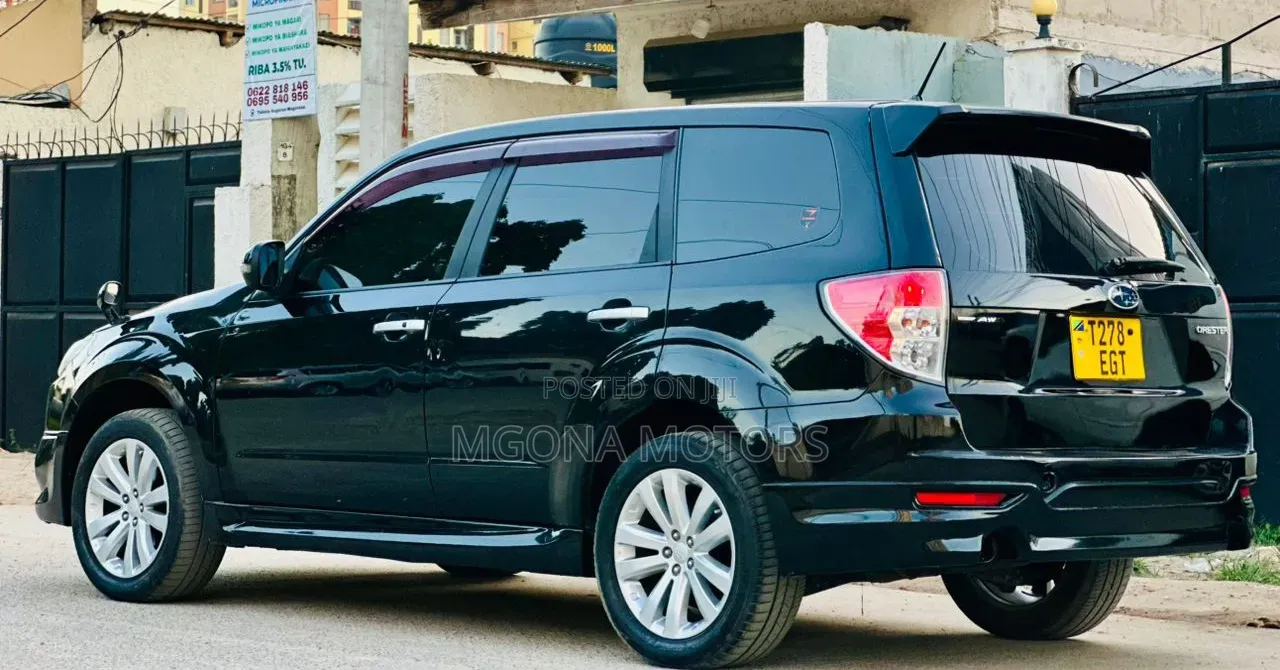 Subaru Forester 2010 Black