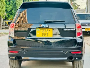 Subaru Forester 2010 Black