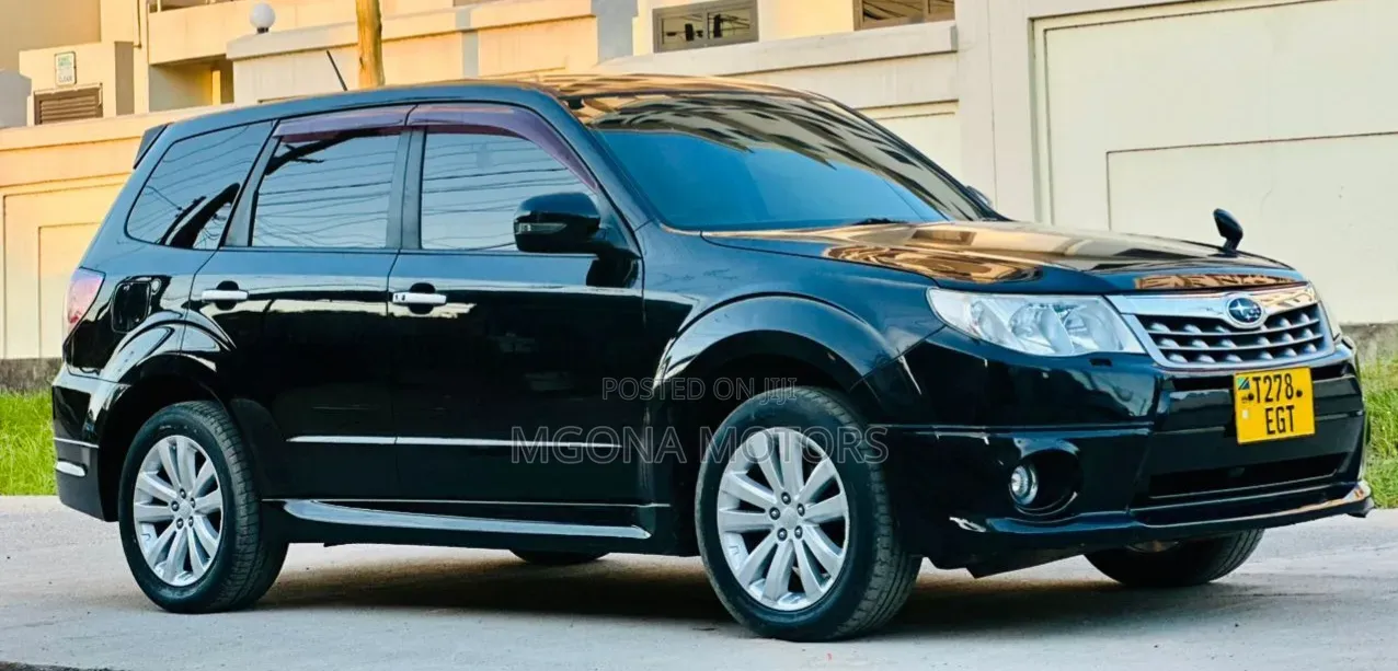 Subaru Forester 2010 Black