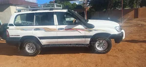 Toyota Land Cruiser 2007 White