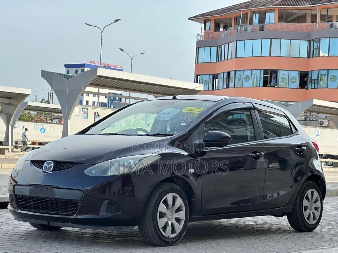 Mazda Demio 2016 Black