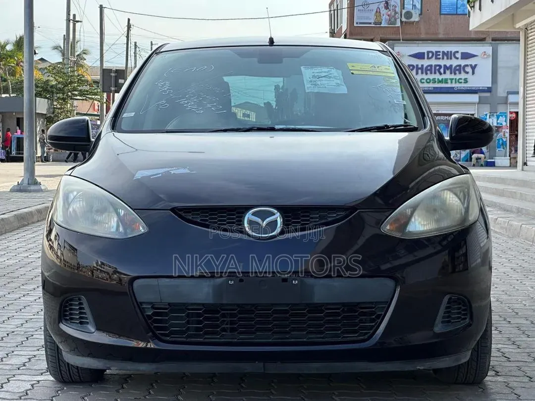 Mazda Demio 2016 Black