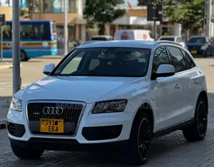 Audi Q5 2011 White