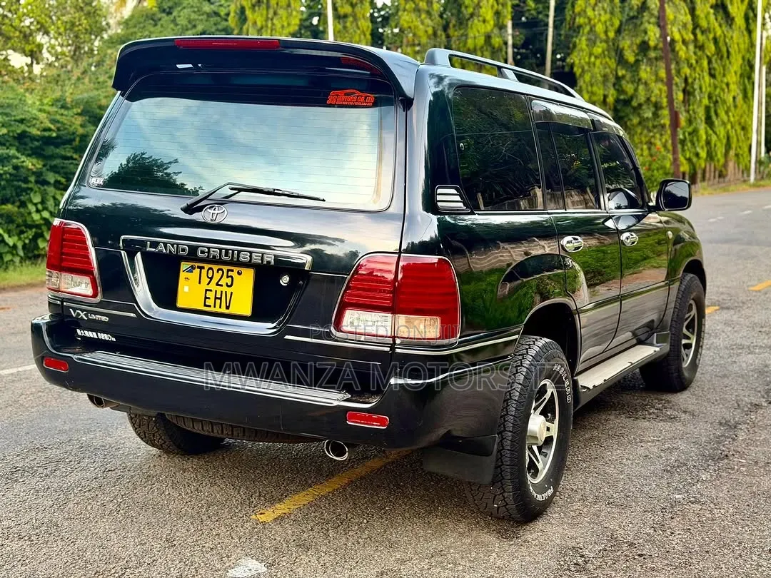 Toyota Land Cruiser 2007 Black