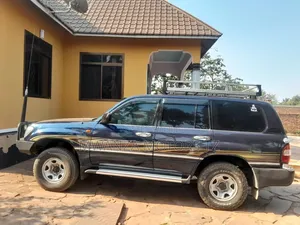 Toyota Land Cruiser 2006 Black