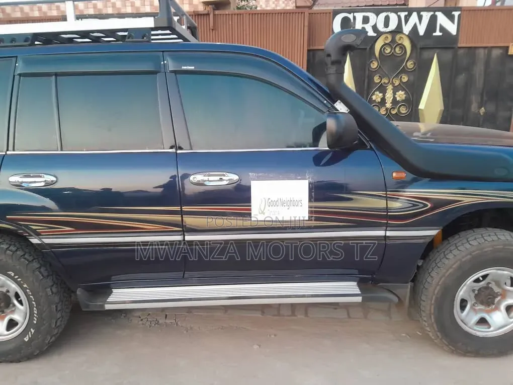 Toyota Land Cruiser 2006 Black