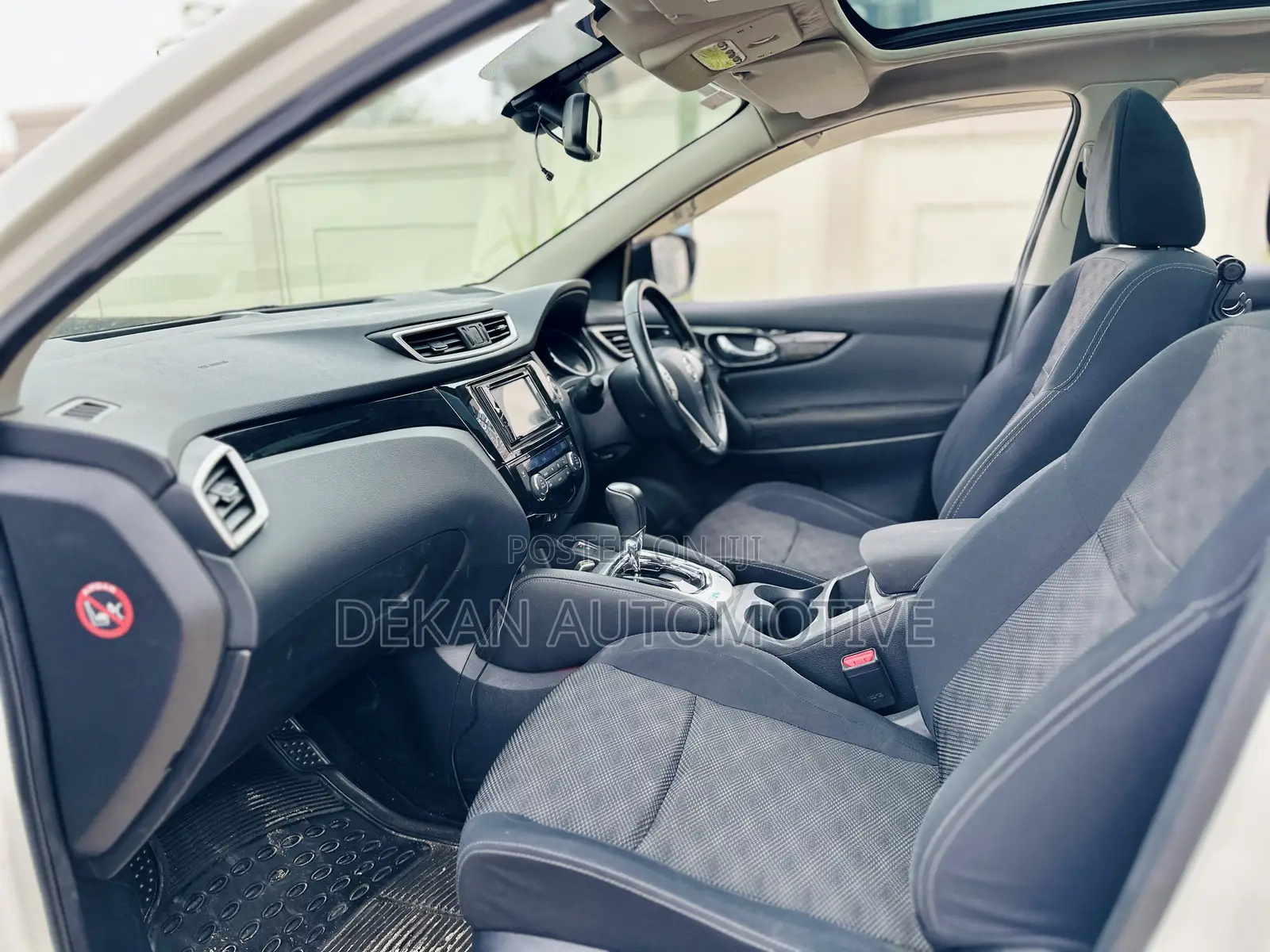 Nissan Qashqai 2016 White