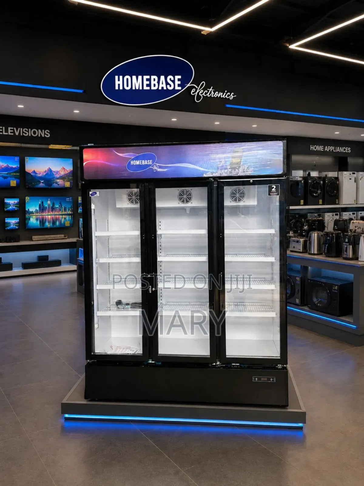 Homebase Showcase Fridge