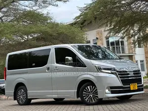 Toyota Quantum 2019 Silver