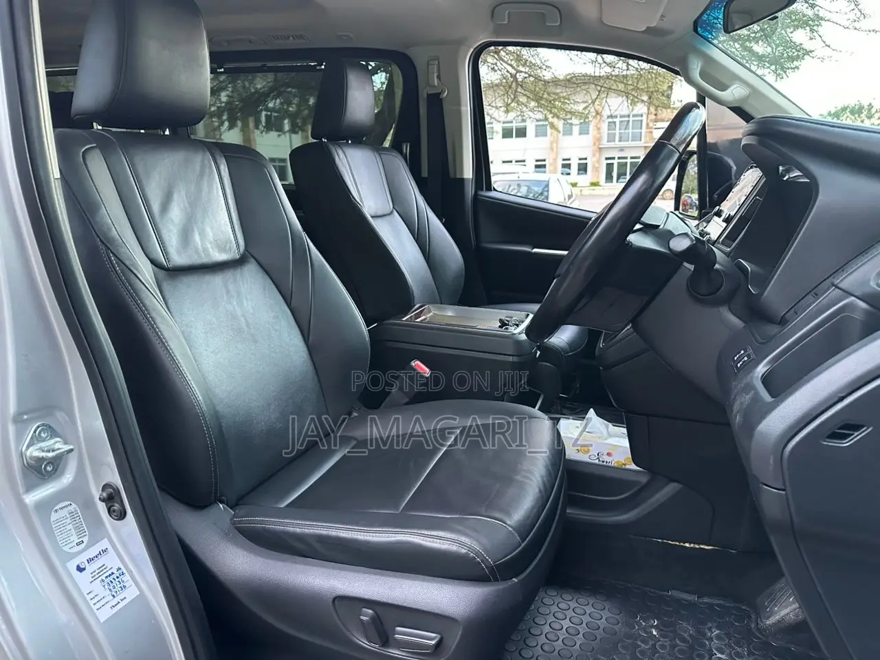 Toyota Quantum 2019 Silver