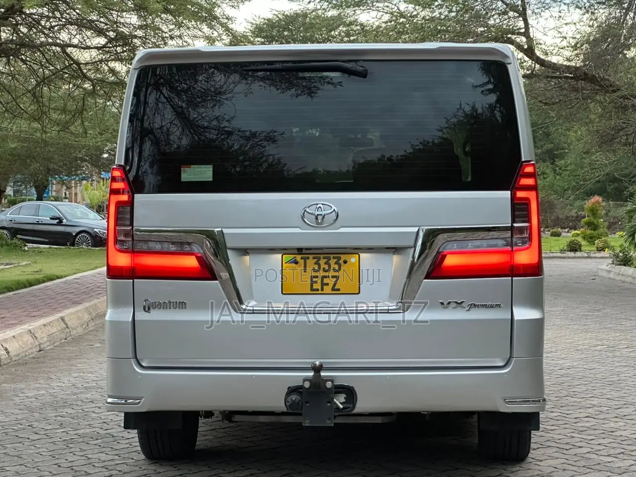 Toyota Quantum 2019 Silver