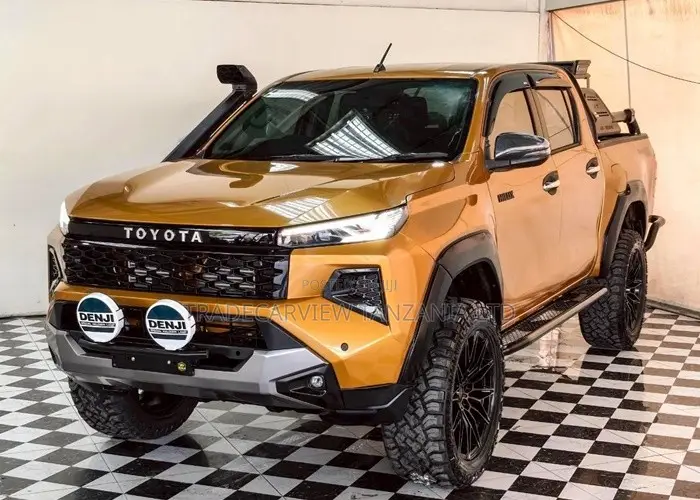 Toyota Hilux 2020 Orange