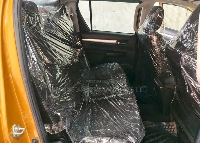 Toyota Hilux 2020 Orange
