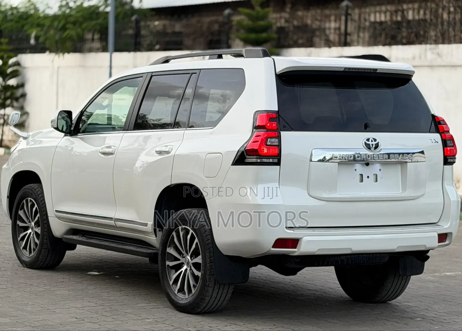Toyota Land Cruiser Prado 2020 Pearl