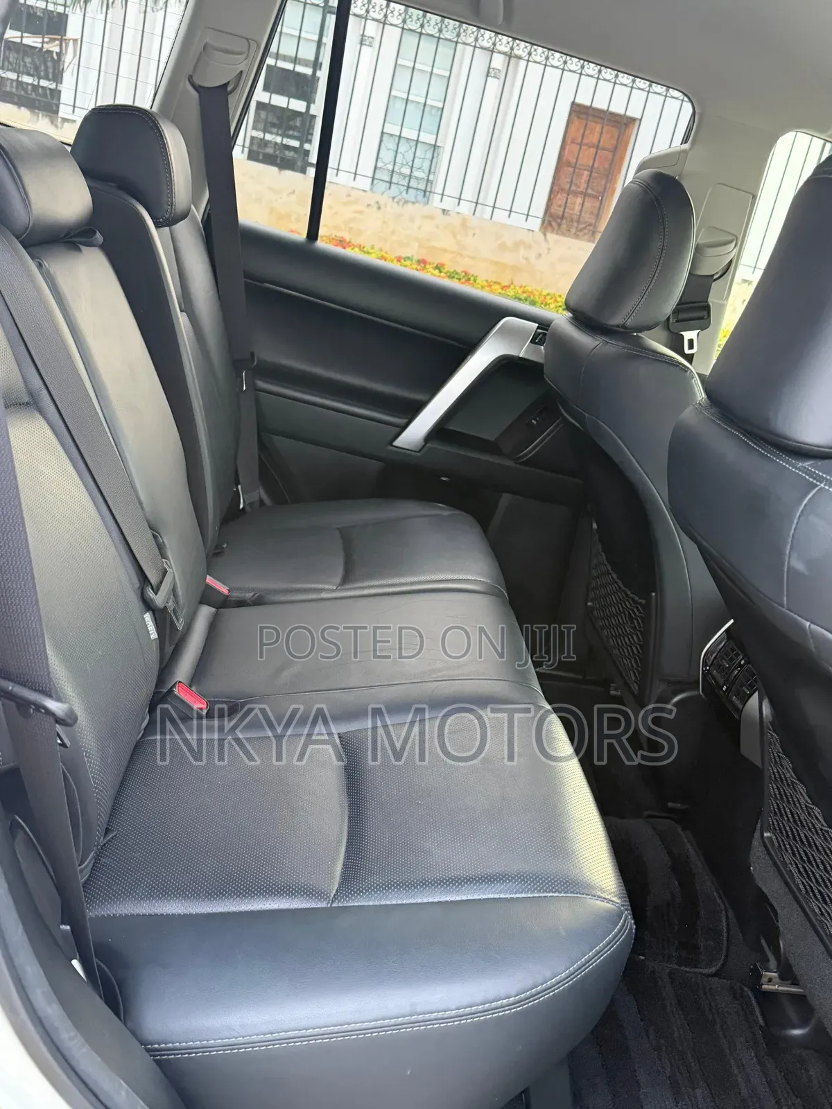 Toyota Land Cruiser Prado 2020 Pearl