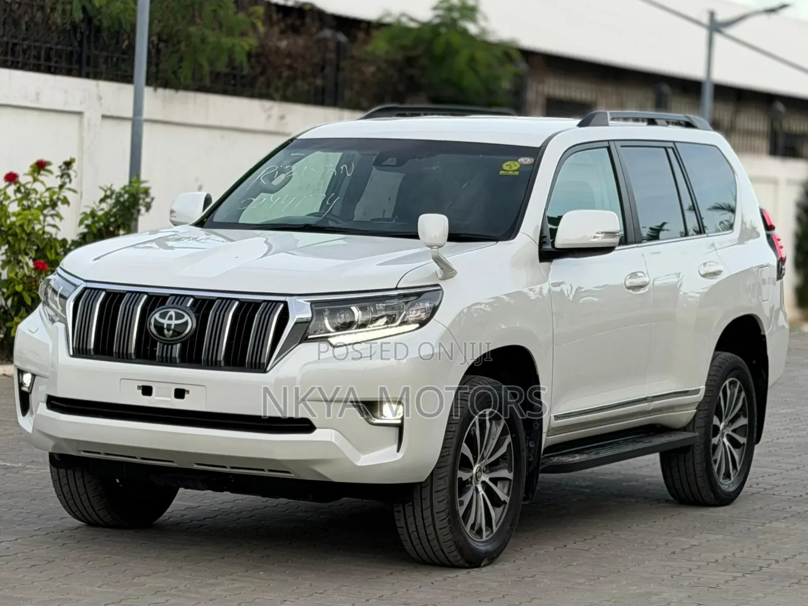 Toyota Land Cruiser Prado 2020 Pearl