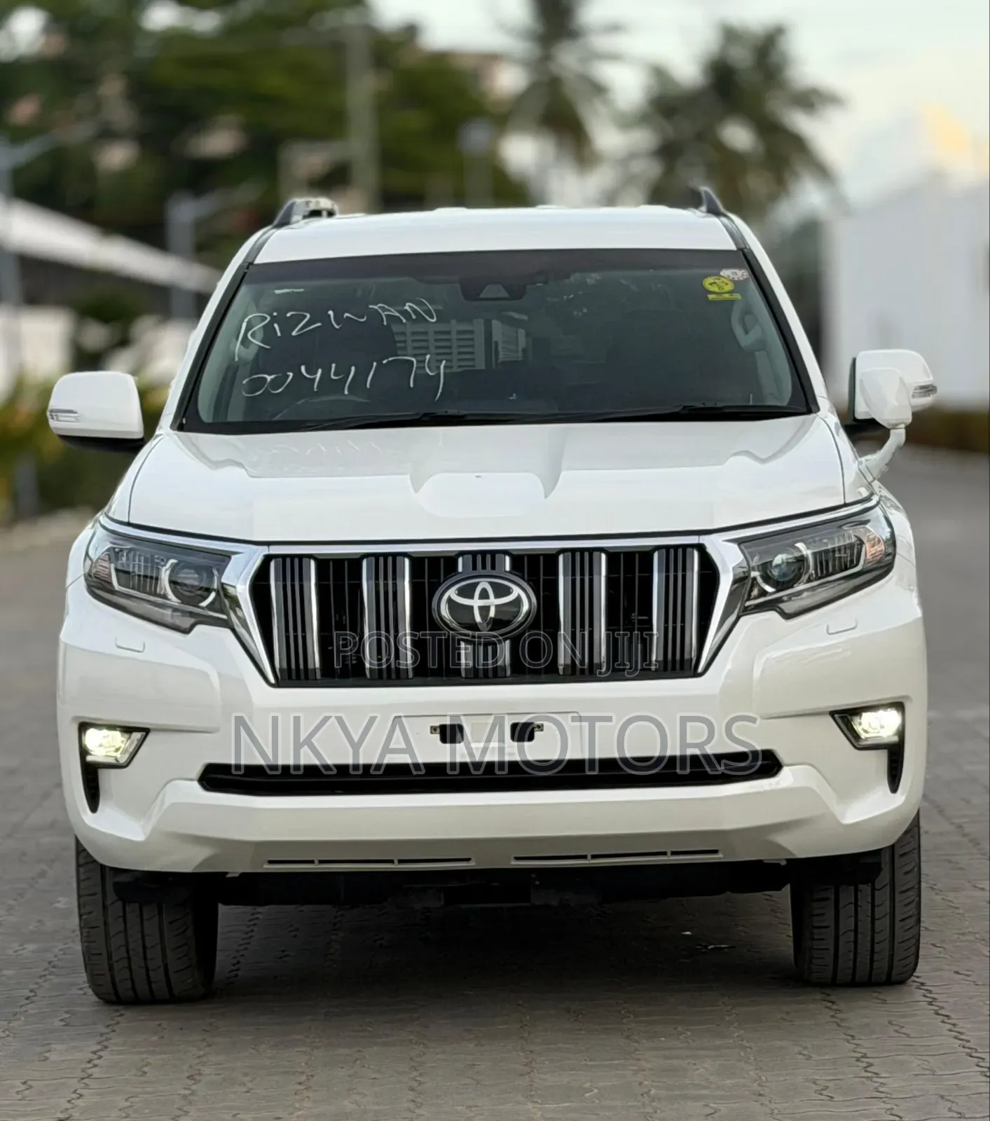 Toyota Land Cruiser Prado 2020 Pearl