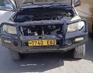 Toyota Land Cruiser Prado 2005 White