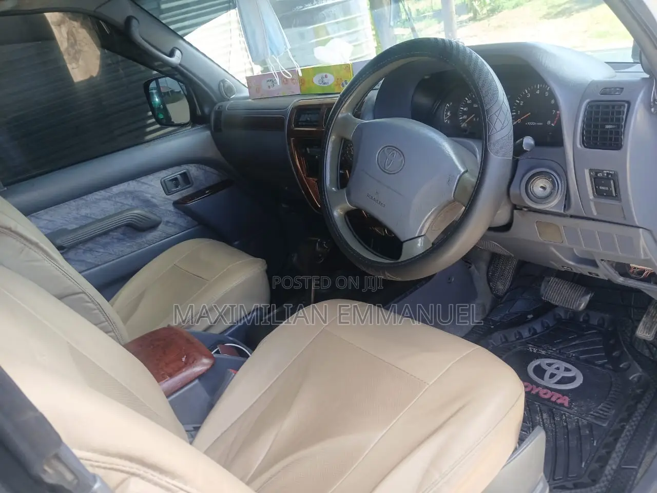 Toyota Land Cruiser Prado 2007 White