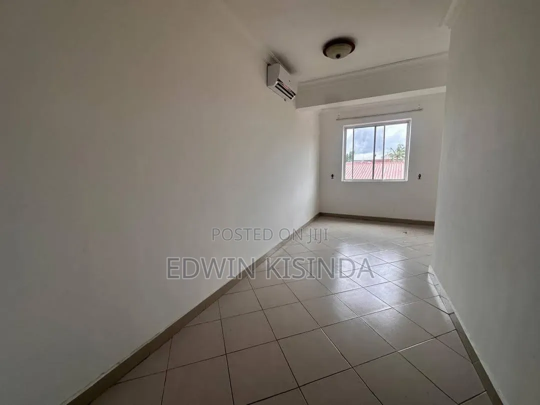3bdrm Apartment in Oysterbay, Kinondoni for rent