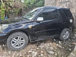 Toyota RAV4 Automatic 2003 Black
