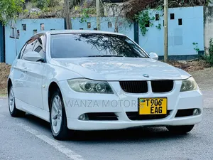 BMW 3 Series 2011 White