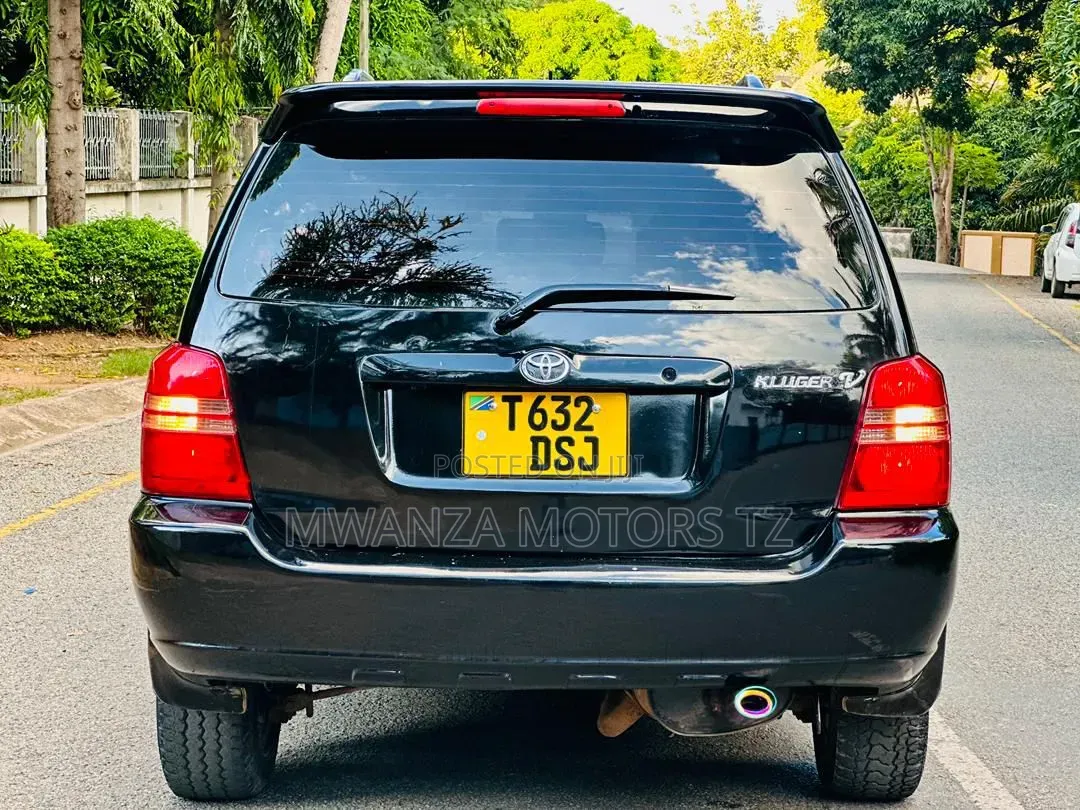 Toyota Kluger 2003 Black
