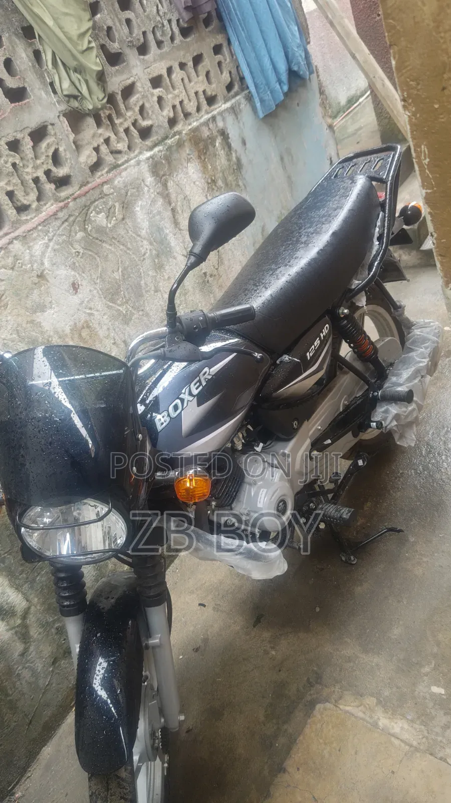 New Bajaj Boxer 125 2026 Black